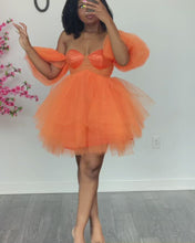Load and play video in Gallery viewer, Custom made Ada dress π