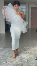 Load and play video in Gallery viewer, Turn Heads tulle dress
