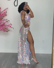 Load and play video in Gallery viewer, Sleeveless Custom Birthday Dress