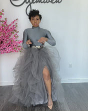 Load and play video in Gallery viewer, Gray hi slit turtleneck skirt set