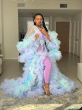 Load image into Gallery viewer, Spring Has Sprung Robe