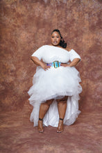 Load image into Gallery viewer, White Sequins Hi low Skirt Set
