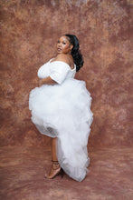 Load image into Gallery viewer, White Sequins Hi low Skirt Set
