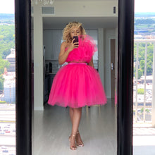 Load image into Gallery viewer, Hot Pink Swan Skirt Set
