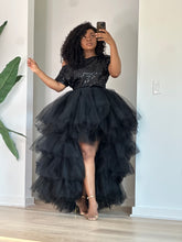 Load image into Gallery viewer, Black Sequins Hi-Low Orchid  Skirt Set
