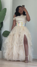 Load and play video in Gallery viewer, Champagne Hi Slit Sequins Skirt Set
