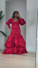 Load and play video in Gallery viewer, Mermaid ballon taffeta Dress
