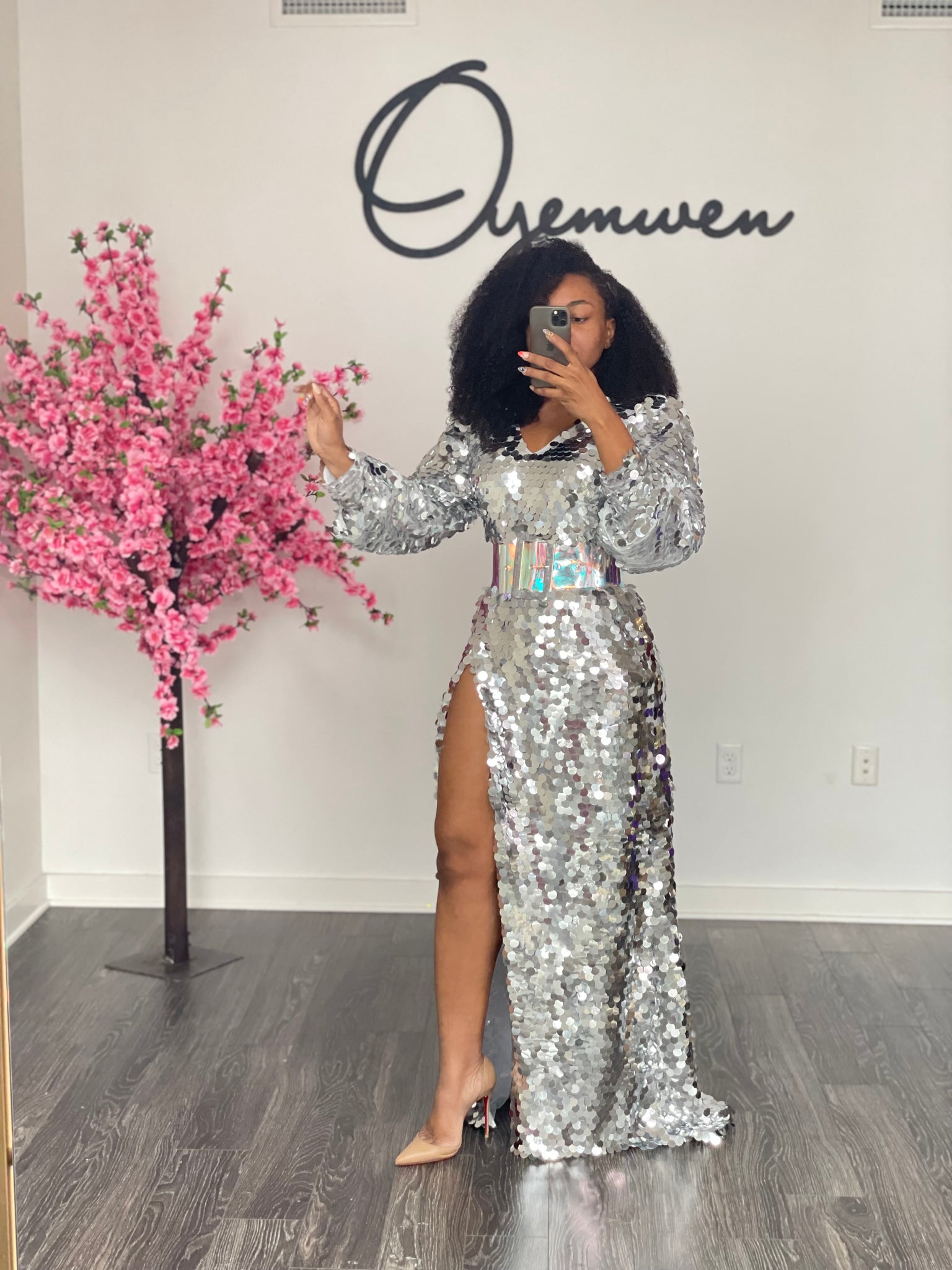 Custom Birthday Dress in Silver – Oyemwen